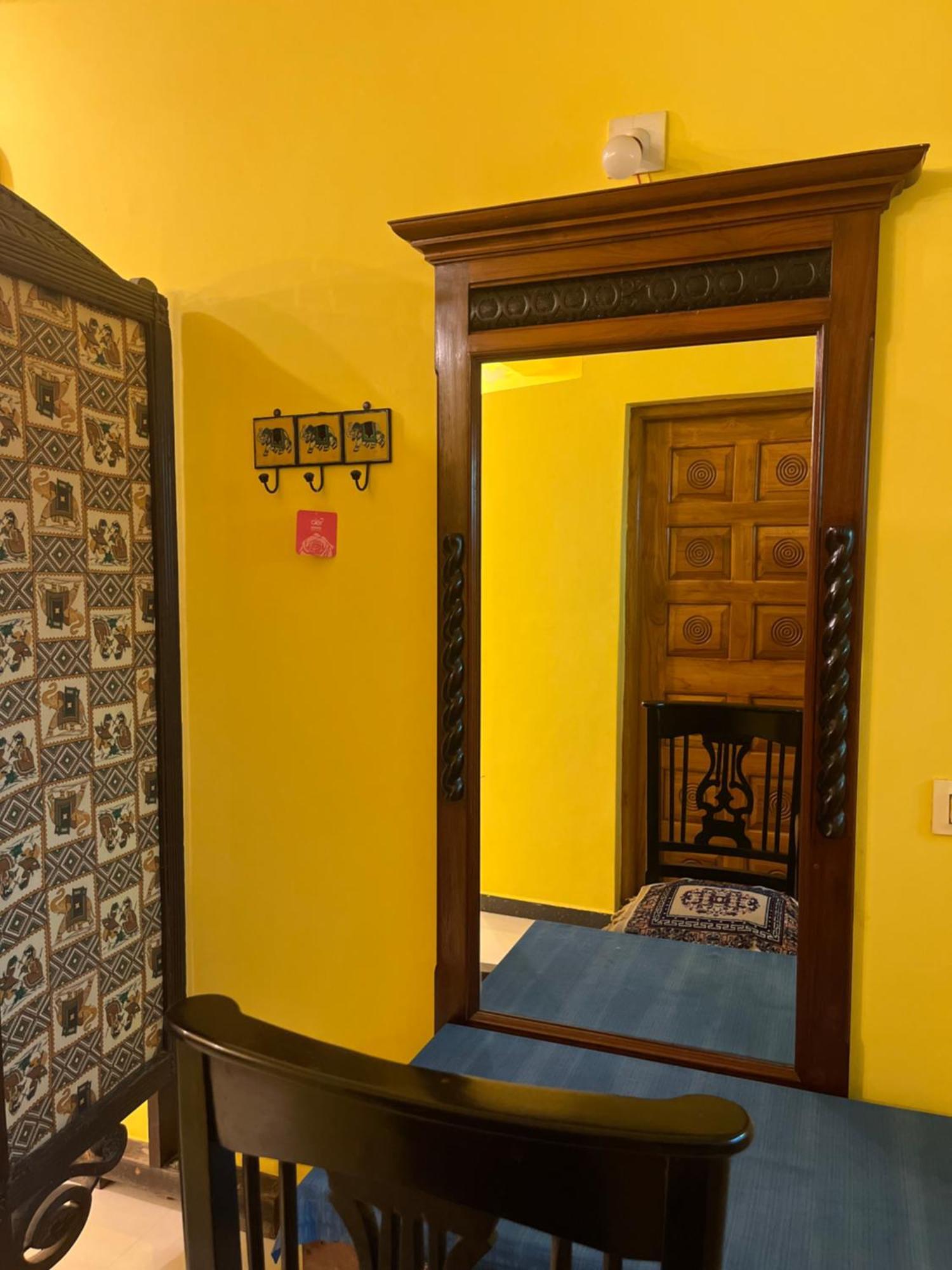 Sharad Baug Homestay ภุช ภายนอก รูปภาพ