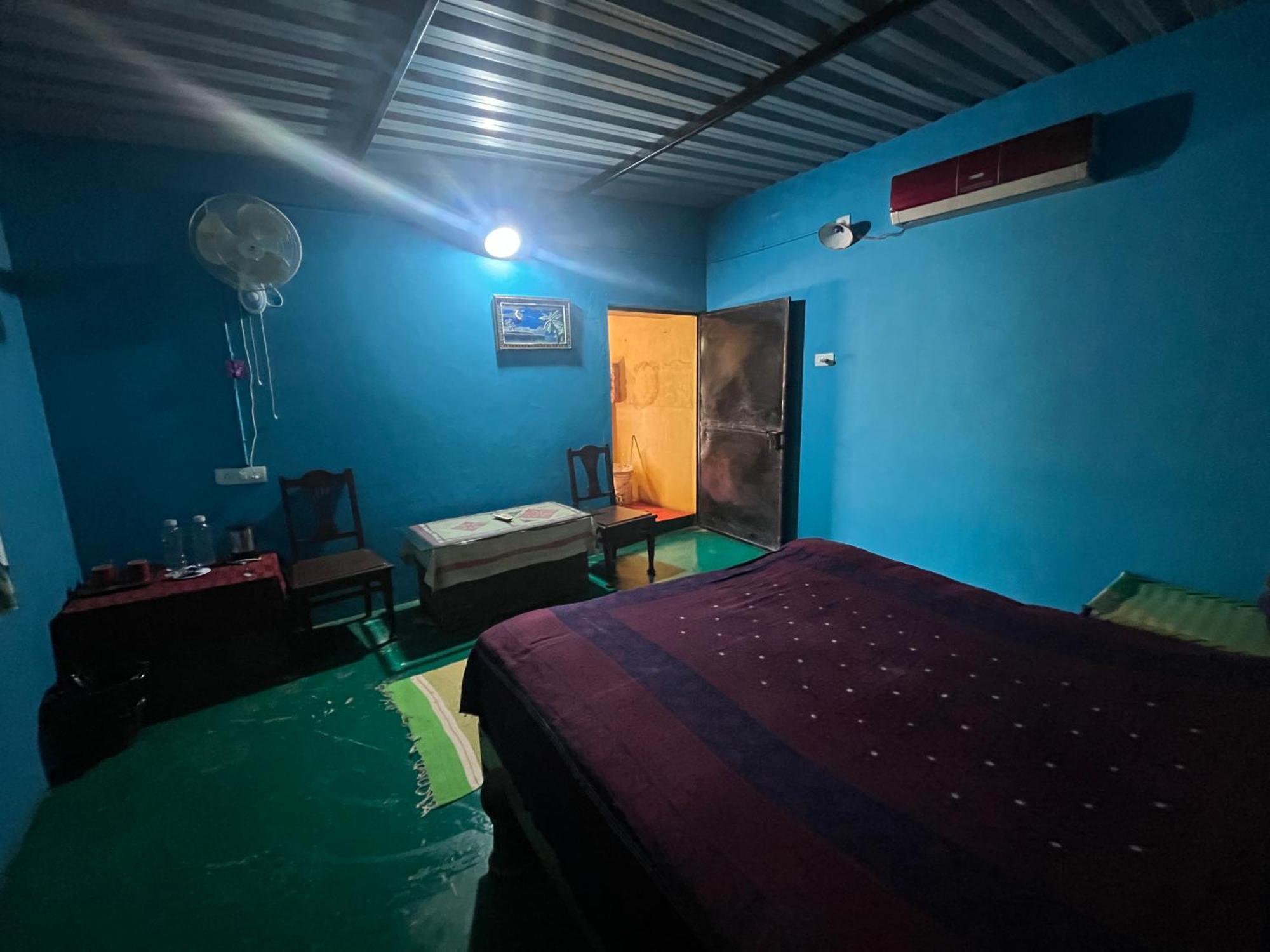 Sharad Baug Homestay ภุช ภายนอก รูปภาพ