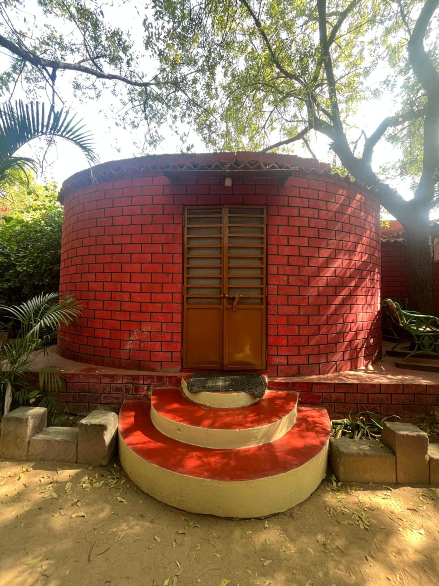 Sharad Baug Homestay ภุช ภายนอก รูปภาพ